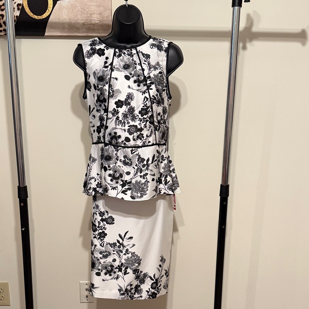 Vince Camuto 2 pc skirt set